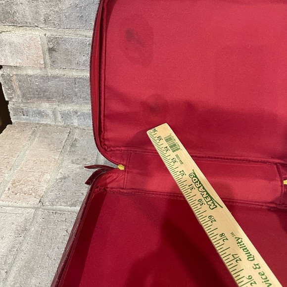 Red Woven Tote Bag - Picture 11 of 11